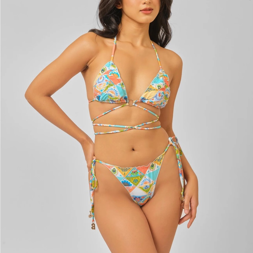 Tuscan sun bikini set coverup skirt included